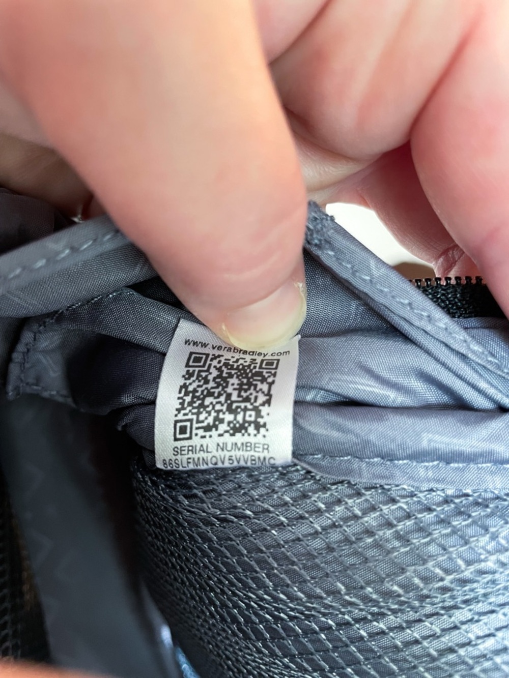 Vera Bradley Blush & Brush Makeup Case - Stellar Paisley - Black and White, GUC - Picture 6 of 7